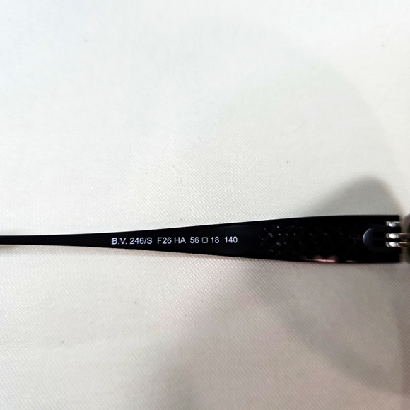 Bottega Veneta Smokey Gray Sunglasses - Picture 4 of 7